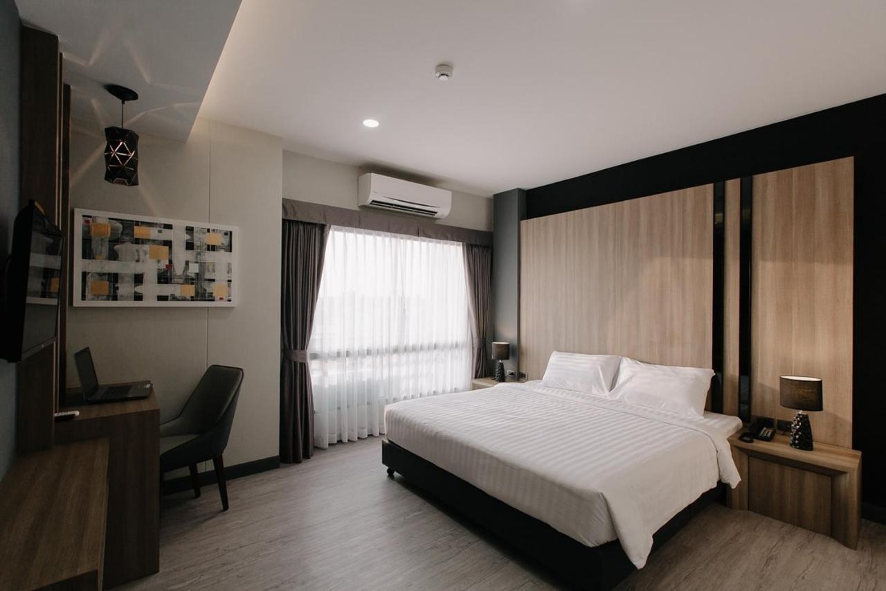 אובון רטצ'תאני Arista Hotel Ubon מראה חיצוני תמונה