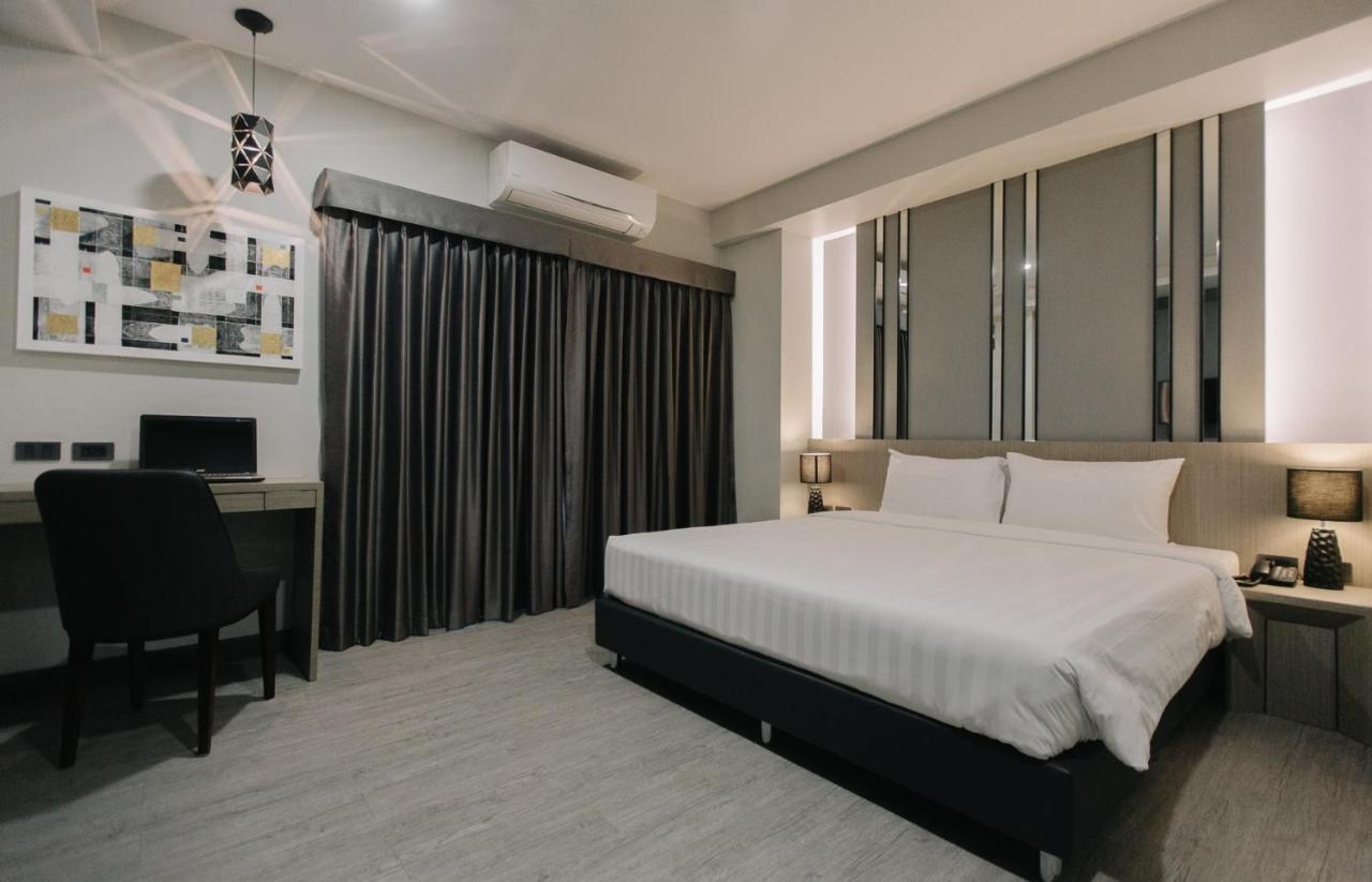 אובון רטצ'תאני Arista Hotel Ubon מראה חיצוני תמונה