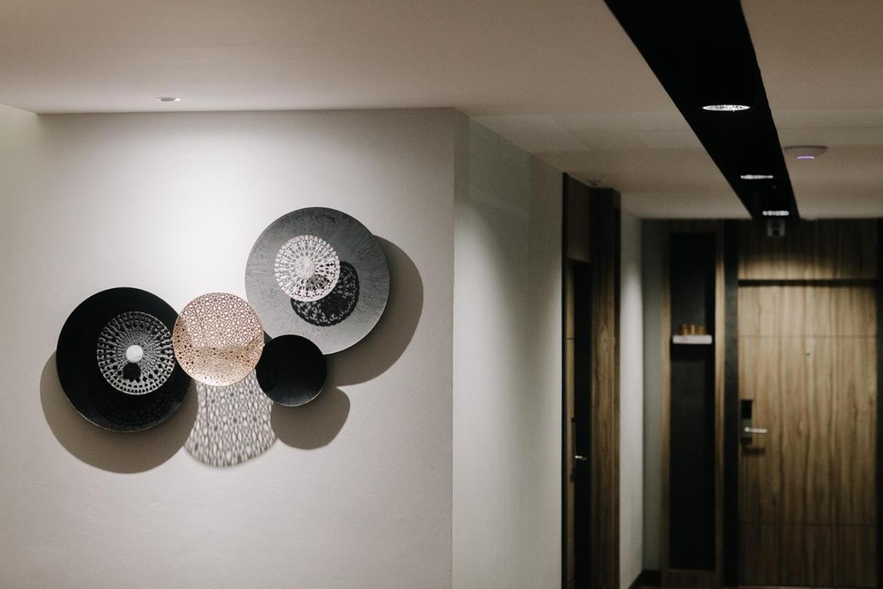 אובון רטצ'תאני Arista Hotel Ubon מראה חיצוני תמונה